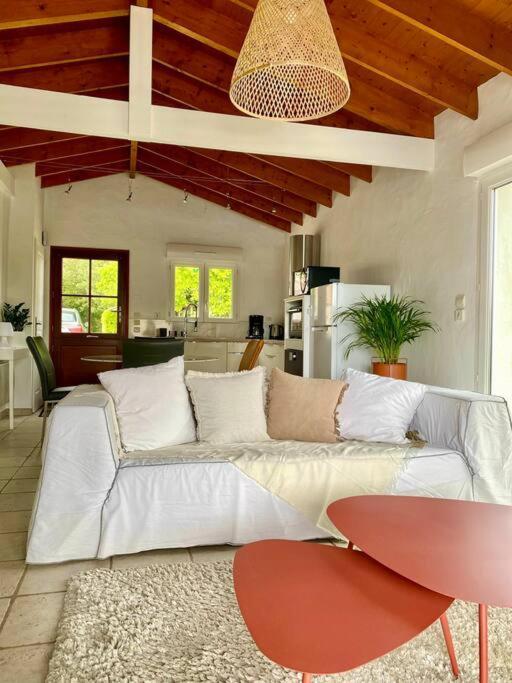 Ferienhaus Jolie Petite Maison Renovee Piscine *