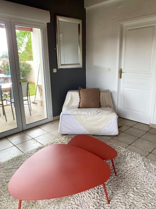 Jolie Petite Maison Renovee Piscine